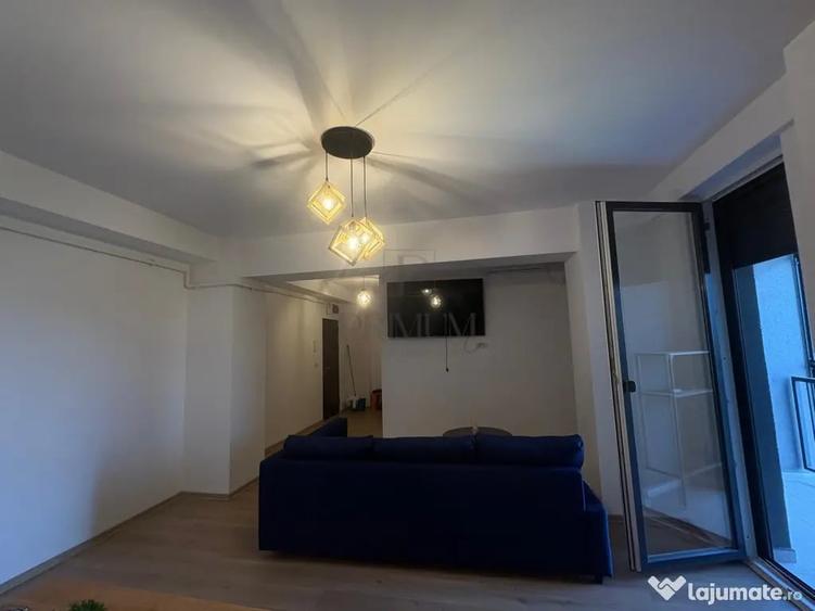 Apartament cu 2 camere semidecomandat în Aradului