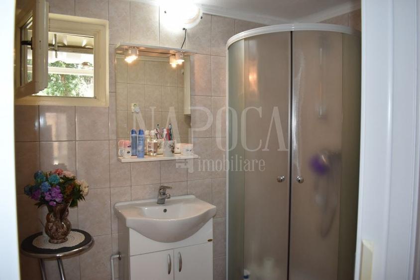 Casă individuală cu 4 camere cu Canalizare în Valenta