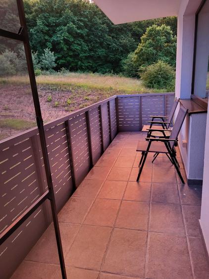 Apartament cu 3 camere decomandat în Florești