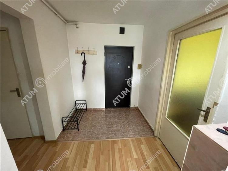 Apartament cu 2 camere decomandat, mobilat în Mihai Viteazul