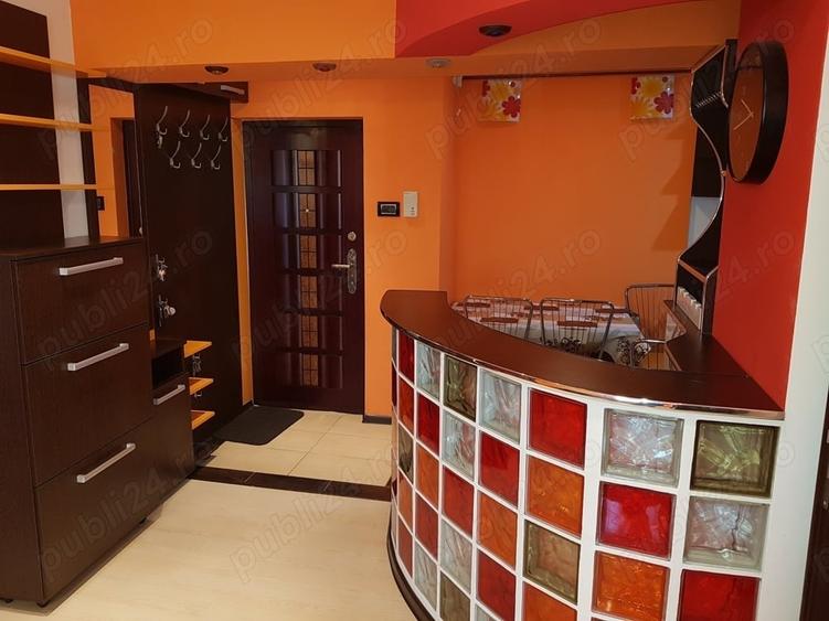 Apartament cu 3 camere decomandat în Dacia
