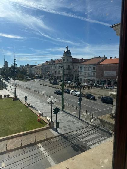 Apartament cu 2 camere decomandat, mobilat în Ultracentral