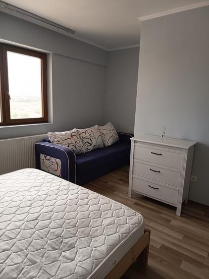 Apartament cu 3 camere decomandat în Ghencea
