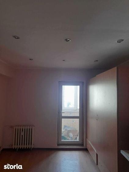 Apartament cu 4 camere decomandat în Țiglina 1