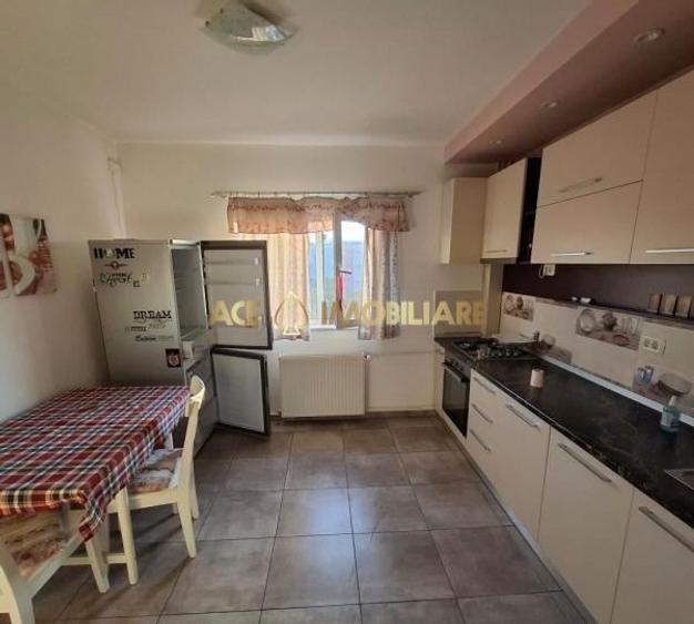 Apartament cu 2 camere decomandat, mobilat în Nerva Traian