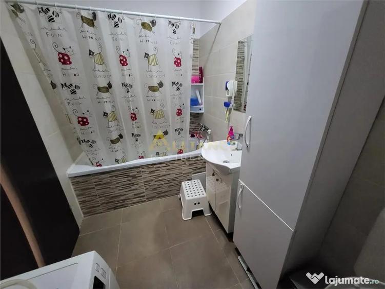 Apartament cu 3 camere decomandat, mobilat în Brâncoveanu