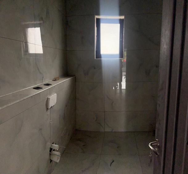 Casă individuală cu 4 camere cu Teren 500 Mp în Tărlungeni