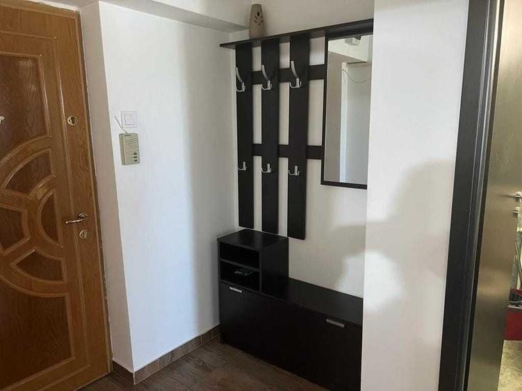 Garsonieră decomandată în Exterior Vest
