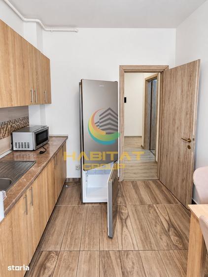 Apartament cu 3 camere semidecomandat în Metalurgiei
