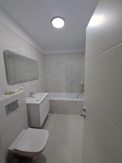 Apartament cu 2 camere decomandat în Exterior Vest