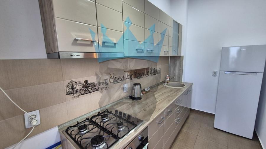 Apartament cu 2 camere semidecomandat, mobilat în P-ța Muncii