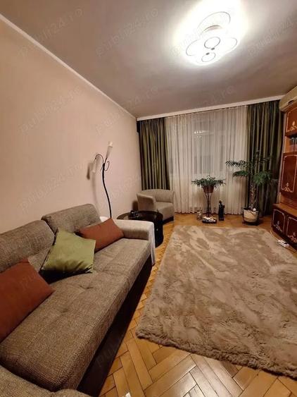 Apartament cu 3 camere decomandat, mobilat în Țiglina 2