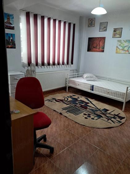 Garsonieră decomandată în Apărătorii Patriei