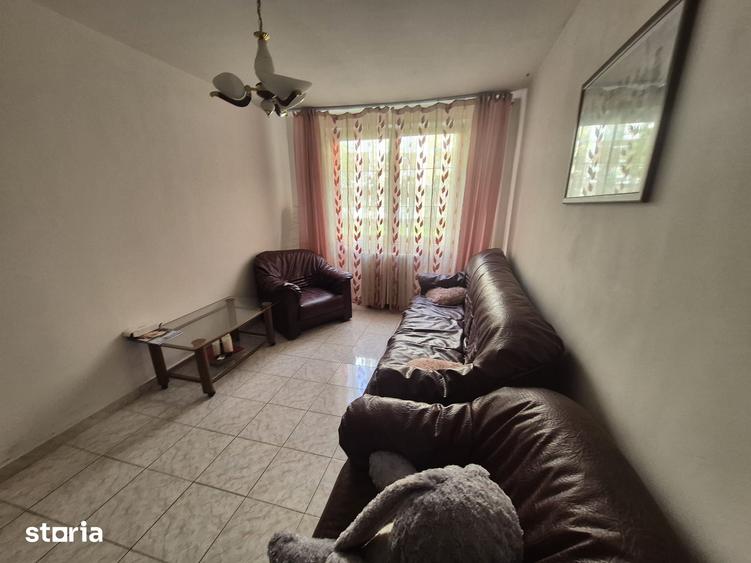 Apartament cu 3 camere în Precista