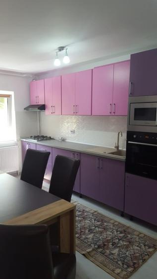 Apartament cu 3 camere decomandat în Județean