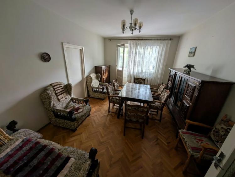 Apartament cu 3 camere decomandat, mobilat în Grigorescu
