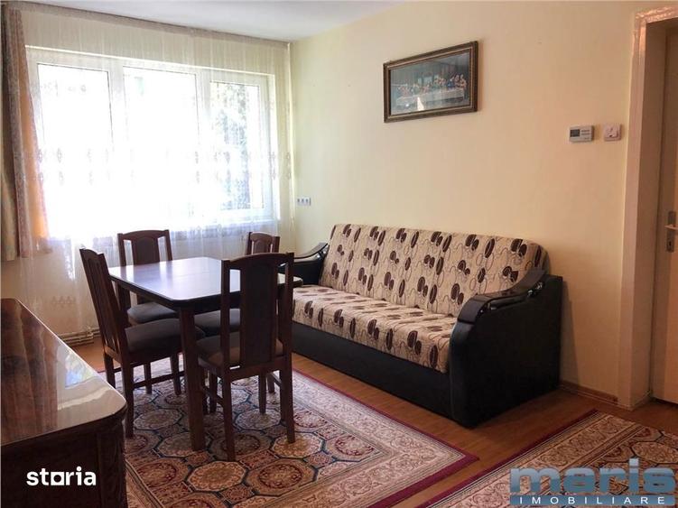 Apartament cu 2 camere semidecomandat, mobilat în Aleea Carpați