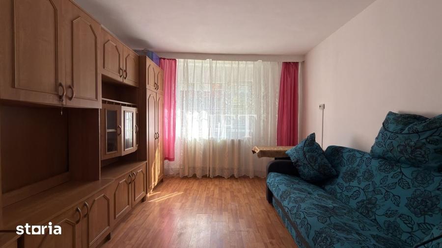 Garsonieră decomandată în Dârste