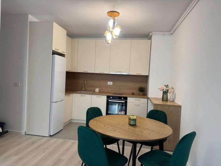 Apartament cu 2 camere decomandat în Exterior Vest