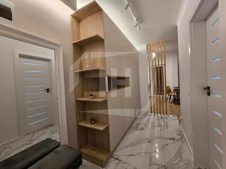 Apartament cu 2 camere semidecomandat, mobilat în Iris