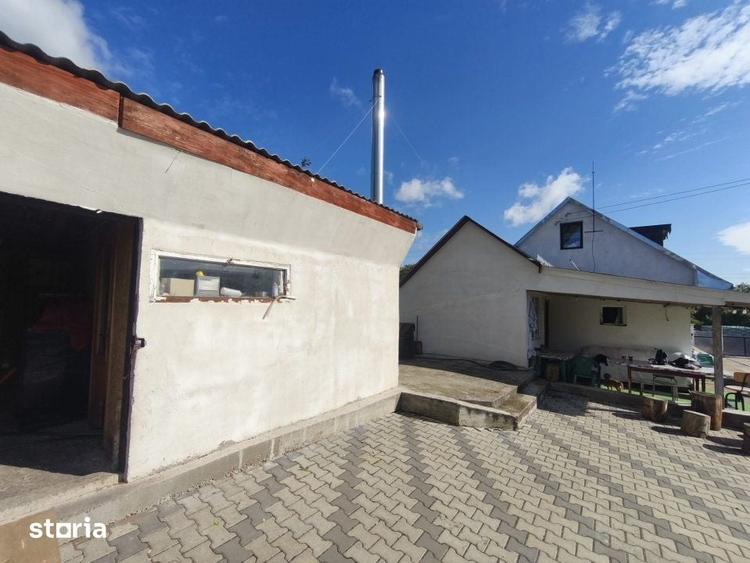 Casă cu 4 camere cu Teren 6000 Mp în Bălcăuți