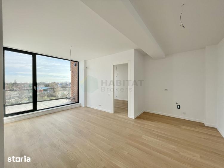 Apartament cu 3 camere decomandat în Tunari