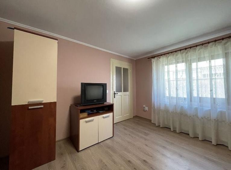 Casă cu 2 camere în Central