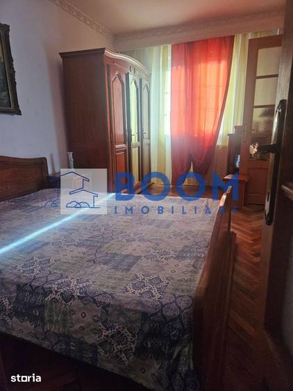 Apartament cu 3 camere în Traian