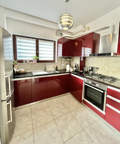 Apartament cu 2 camere semidecomandat în Floreasca