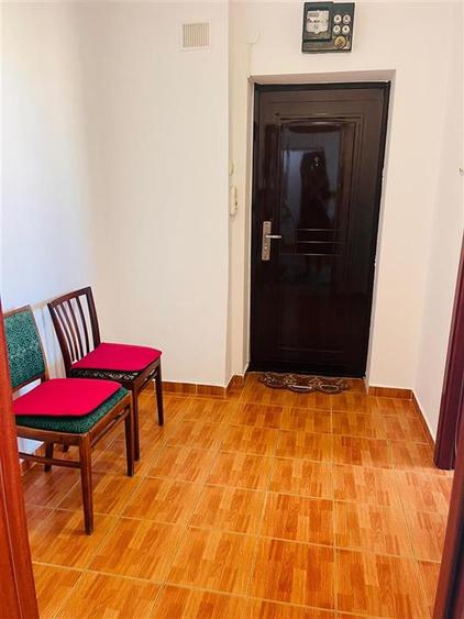 Apartament cu 2 camere semidecomandat, mobilat în Brazda lui Novac