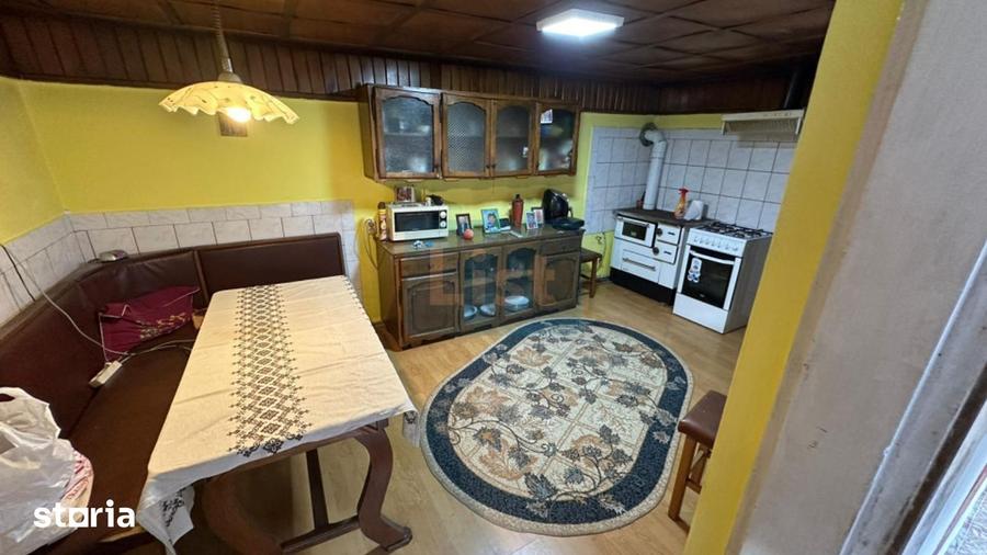 Comision 0 %, casa cu garaj si teren de 561 mp in zona linistita - 1