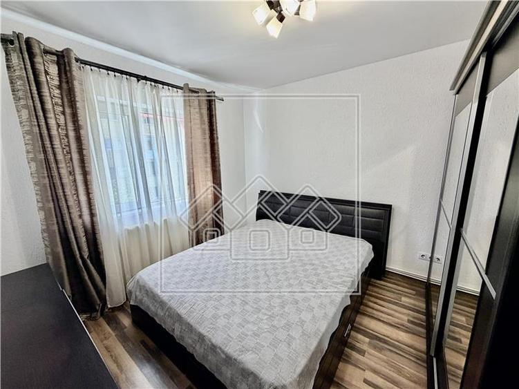 Apartament cu 4 camere decomandat în Vasile Aaron