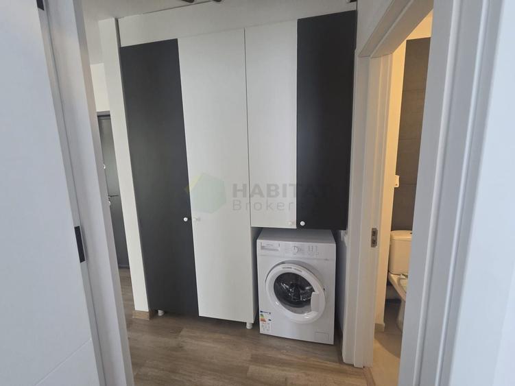 Apartament cu 2 camere, mobilat în Central