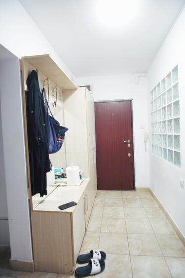 Apartament cu 3 camere decomandat în Sebastian