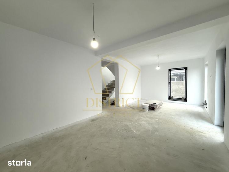 Duplex despartit prin camera tehnica cu 4 camere | Giroc - 4
