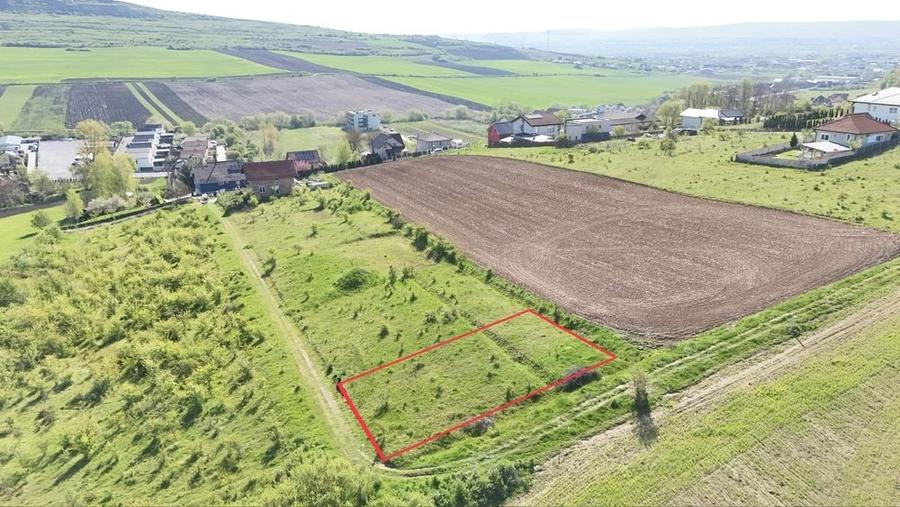 Teren de 537 mp, în Bărdești