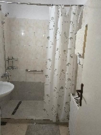 Apartament cu 2 camere semidecomandat în Est