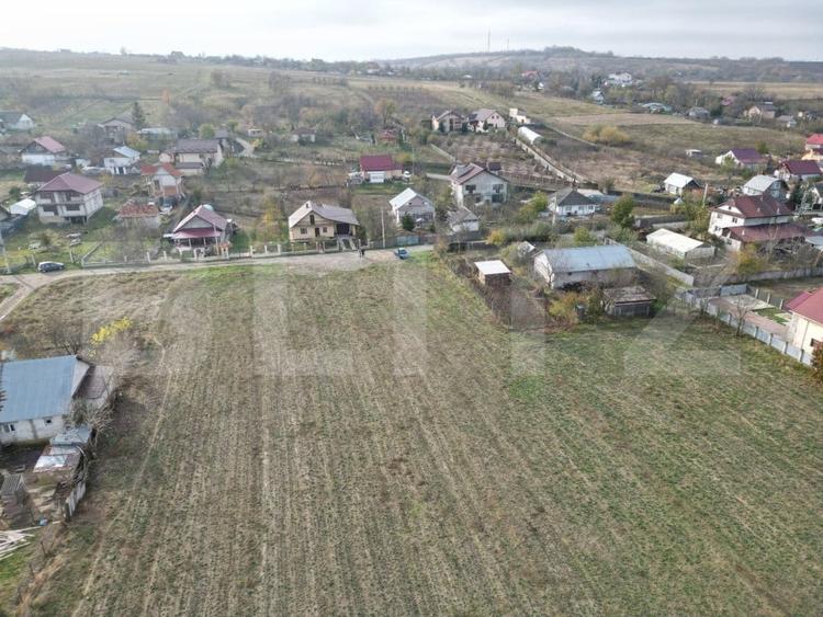 Teren Construcții intravilan de 5400 mp, în Ciurea