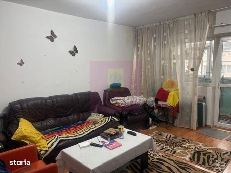 Apartament cu 3 camere decomandat în Morarilor