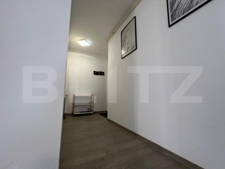 Apartament cu 2 camere de inchiriat Zona Centrala, bl - 4
