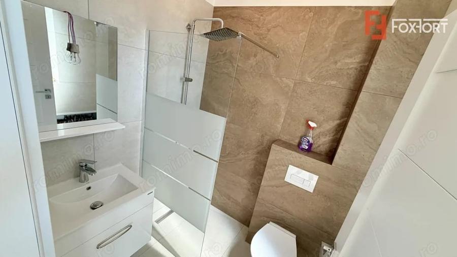 Casă cu 4 camere cu Teren 501 Mp în Moșnița Veche