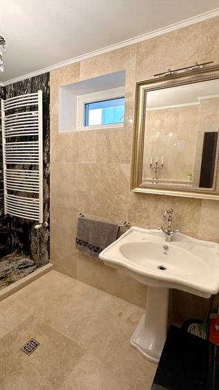 Apartament cu 3 camere decomandat în Herăstrău
