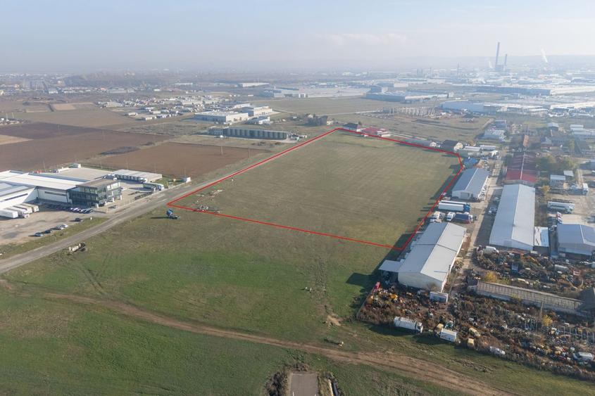 Teren Construcții de 40000 mp, în Exterior Vest