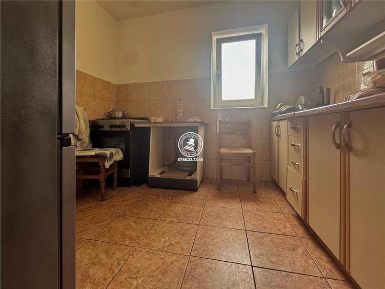 Apartament cu 3 camere decomandat în Miroslava