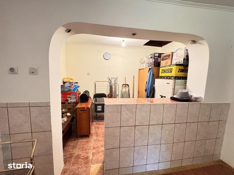 Casă cu 3 camere decomandat cu Teren 1200 Mp în Boteni