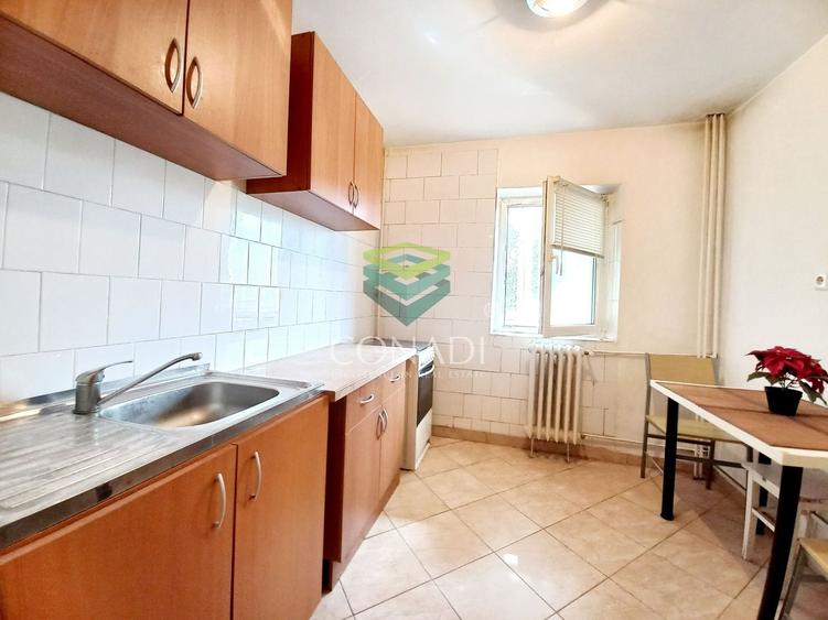 Apartament cu 2 camere decomandat în Băneasa
