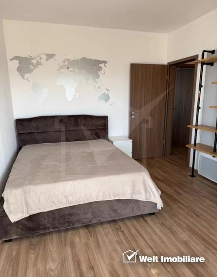 Apartament cu 3 camere decomandat, mobilat în Bună Ziua