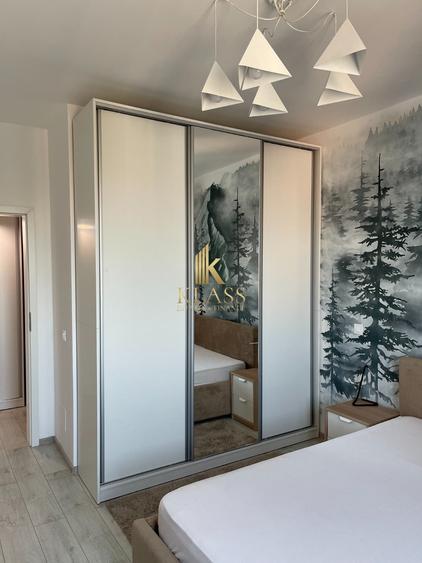 Apartament cu 2 camere decomandat, mobilat în Politehnica