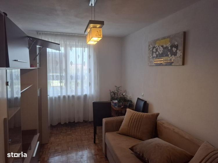 Apartament cu 2 camere decomandat în Terezian