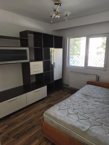 Apartament 2 camere, etaj 1, centrala proprie 400 m de Academia de Muzica - 3